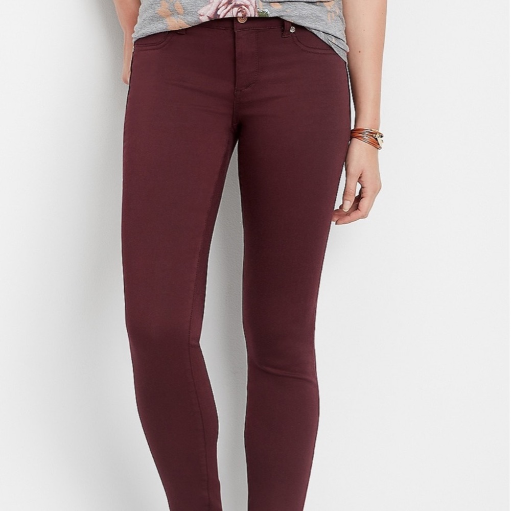 Maurice’s maroon pants